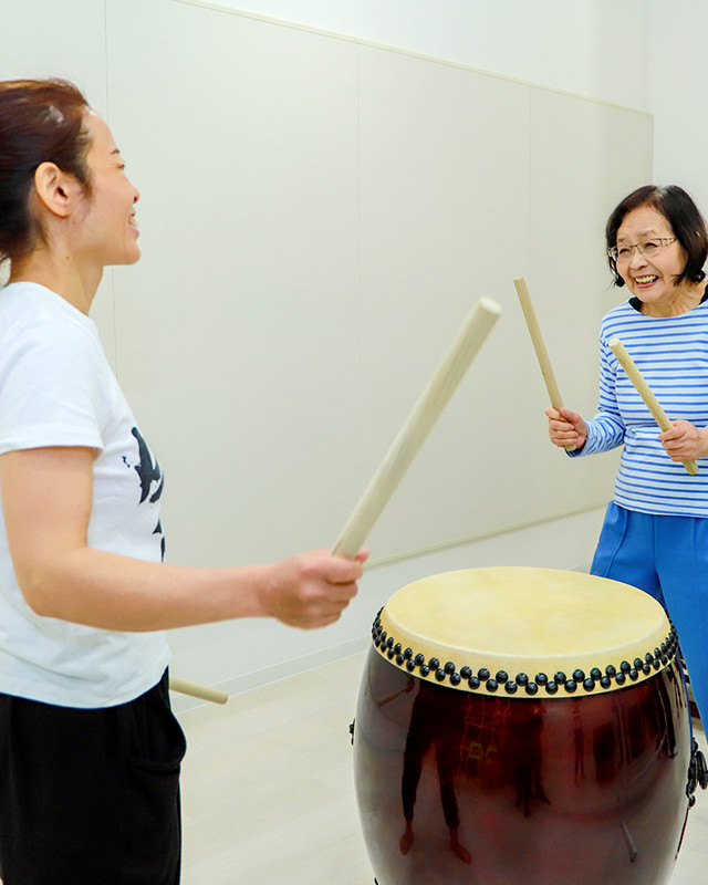 体を動かして 笑って元気に！